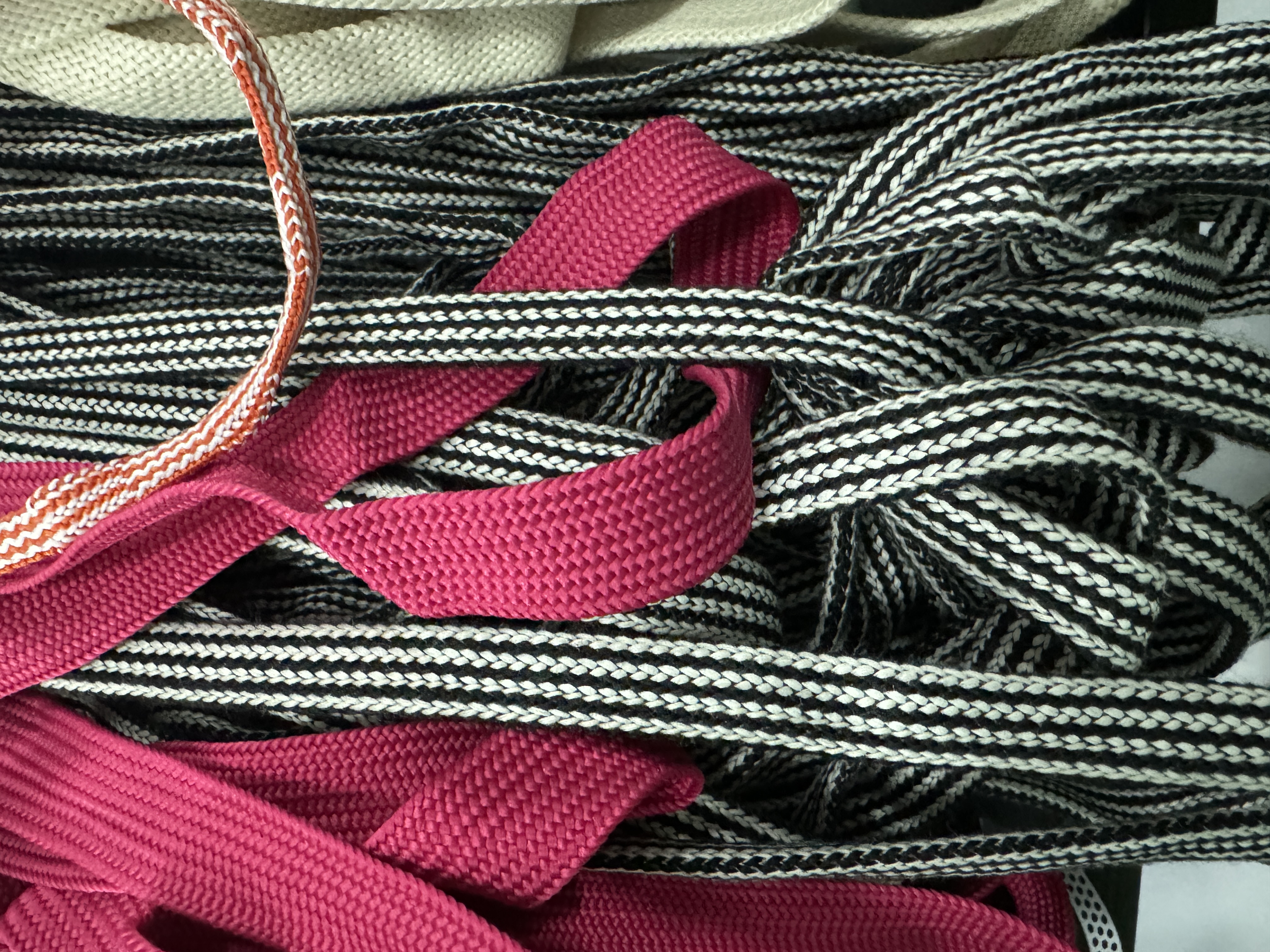 Dây đan ghế dẹp, dây dù dẹp đan nội thất giá rẻ