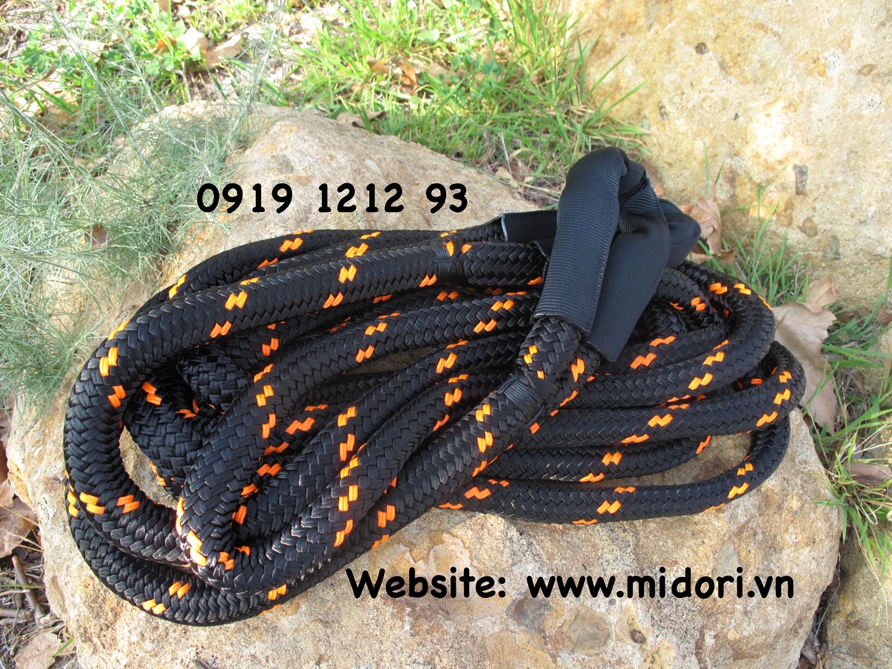 Dây dù mix đen vàng